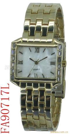 深圳市鴻源達(dá)表業(yè) 專業(yè)設(shè)計生產(chǎn)銷售石英手表